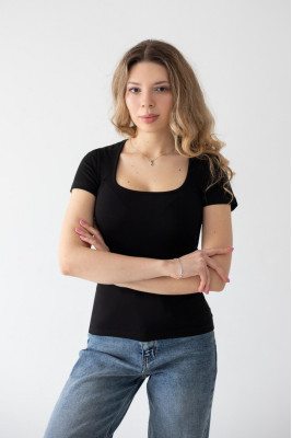 Футболка жіноча